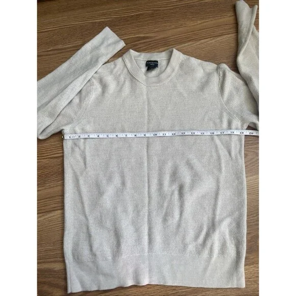 Club Monaco Men's Crew Neck Waffle Knit 100% Wool Sweater Heather Cream Beige
